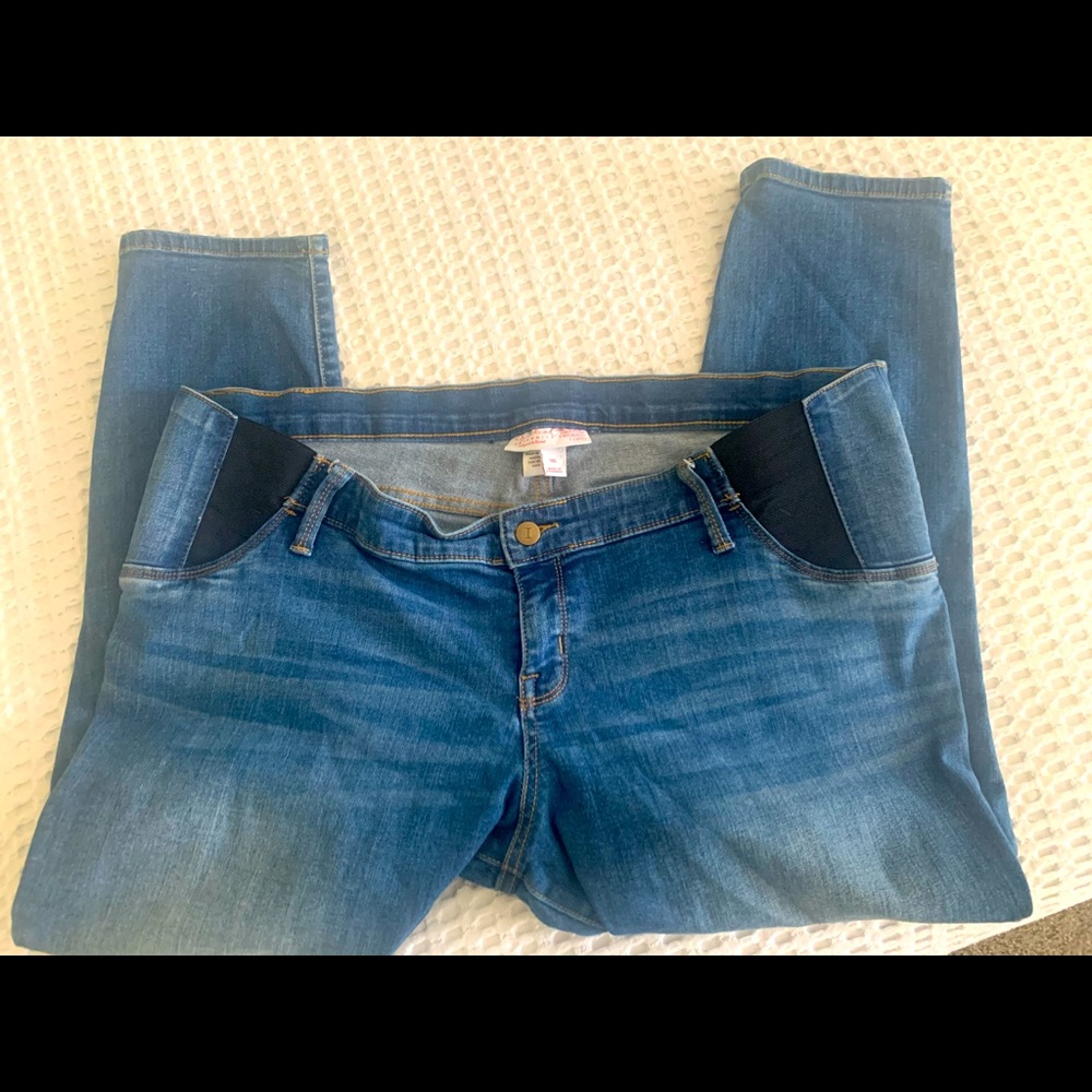 Maternity Cropped Pants